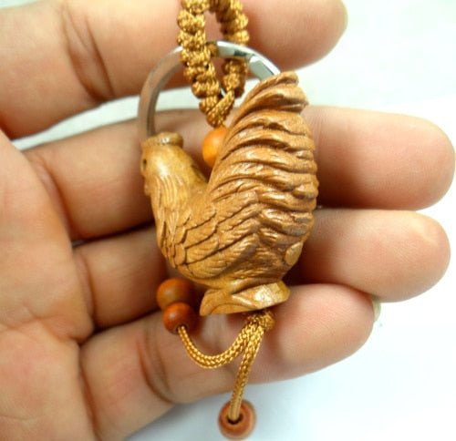 Natural Mahogany Chicken Keychain - casadechicka