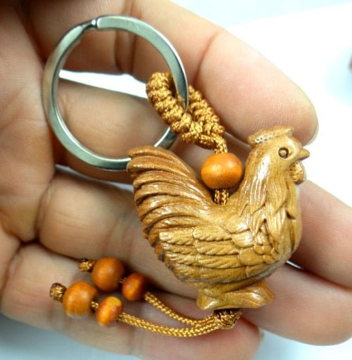 Natural Mahogany Chicken Keychain - casadechicka